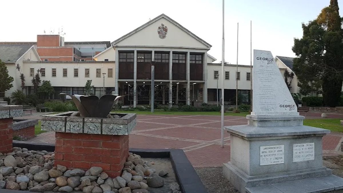 George Town Hall